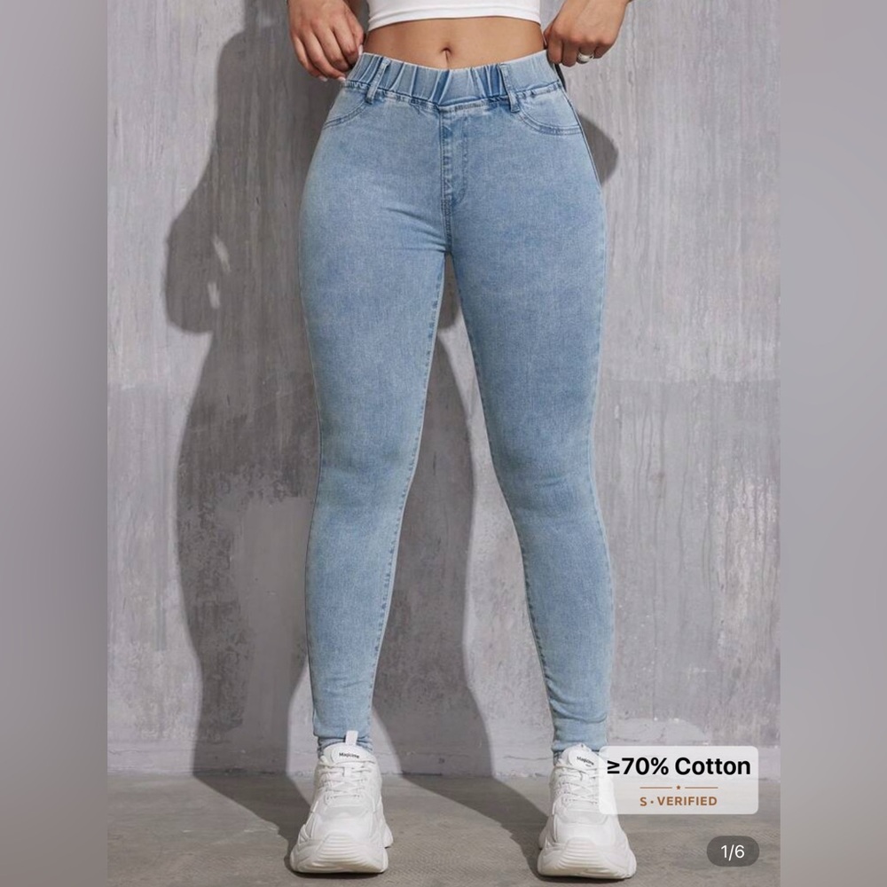 Light Blue Women's Pull On Jeggings